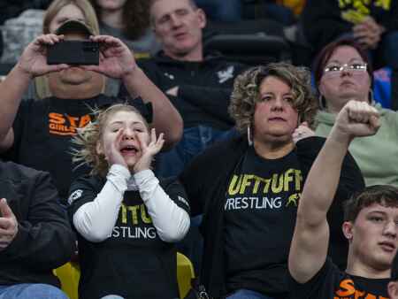 At Iowa girls state wrestling tournament: Heart of a champion