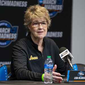 Watch Iowa press conference ahead of Sweet 16 game