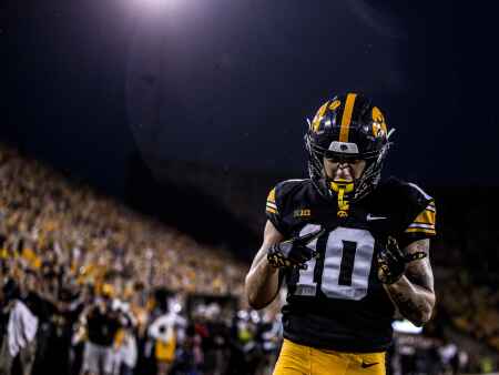 Iowa-Rutgers predictions and viewing guide