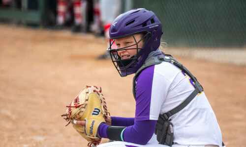 UNI softball looking to avoid ‘hype anxiety’ in MVC tournament