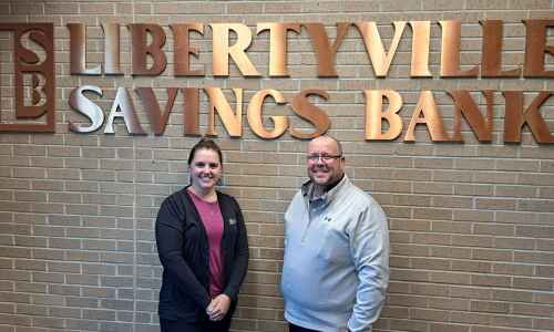 Libertyville Savings Bank renews support of agribusiness at Iowa Wesleyan University