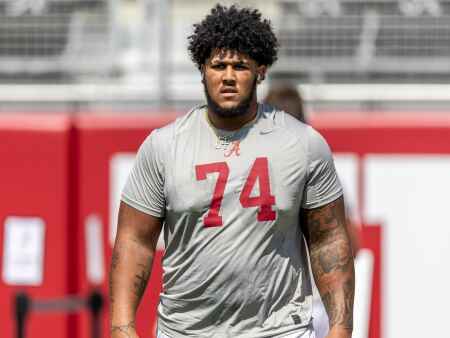 Kadyn Proctor expected to reenter transfer portal when second window opens