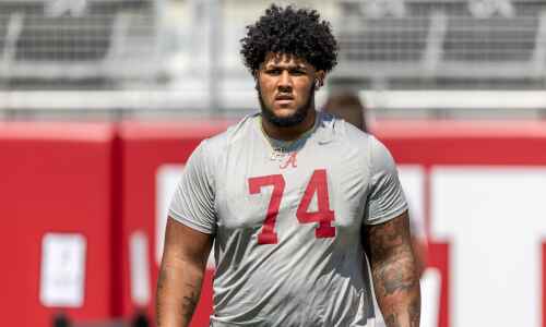 Kadyn Proctor expected to reenter transfer portal when second window opens