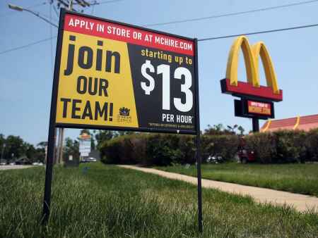 Iowans seeking jobs declined in October